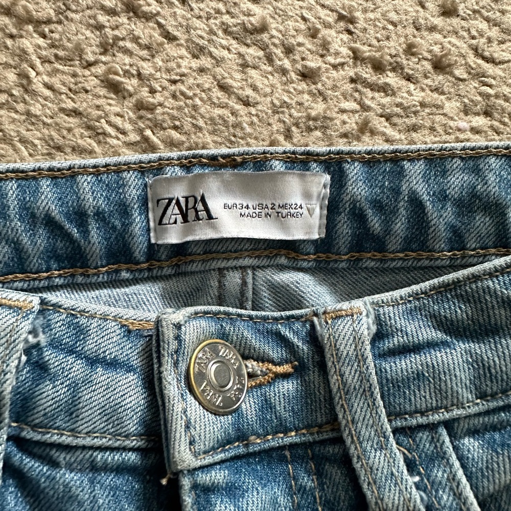 Zara Jeans - Picture 2 of 3
